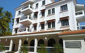 Silver Sands Hideaway Resort, Candolim